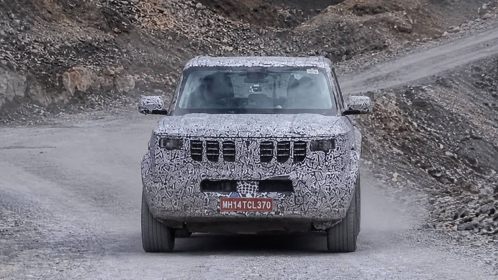 Mahindra Vision S