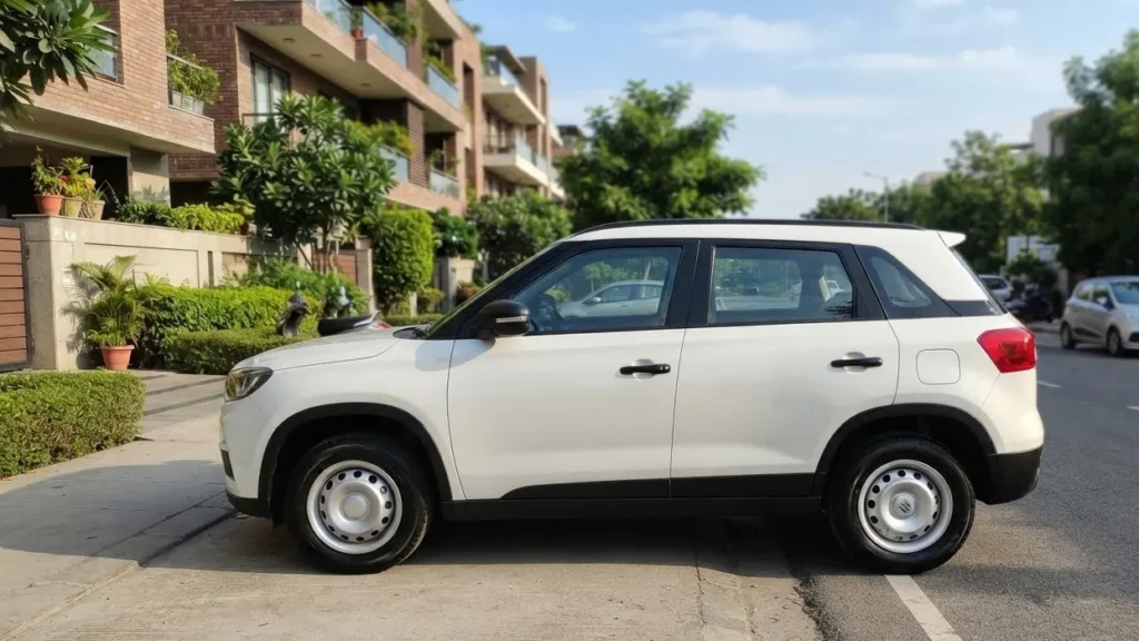 Maruti Brezza Facelift LXi Base Variant: Is the Entry-Level Model Still Worth It?