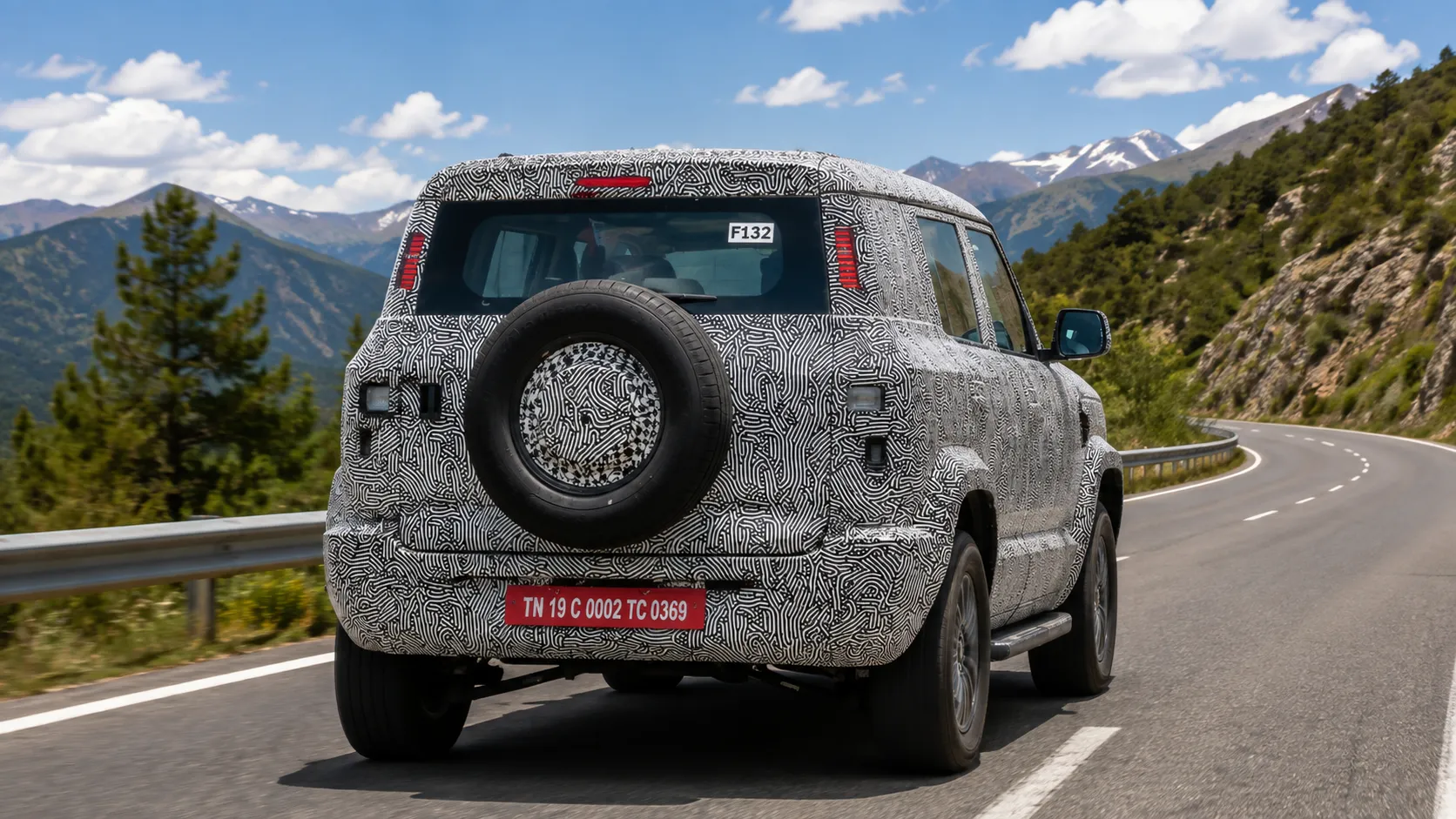 Mahindra Vision S